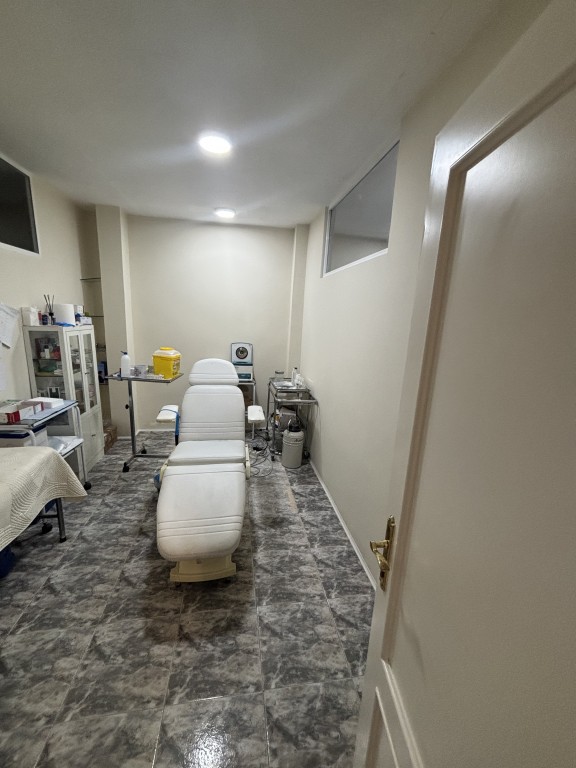 Imagen 2 de Local comercial en Venta en Madrid Madrid LATINA