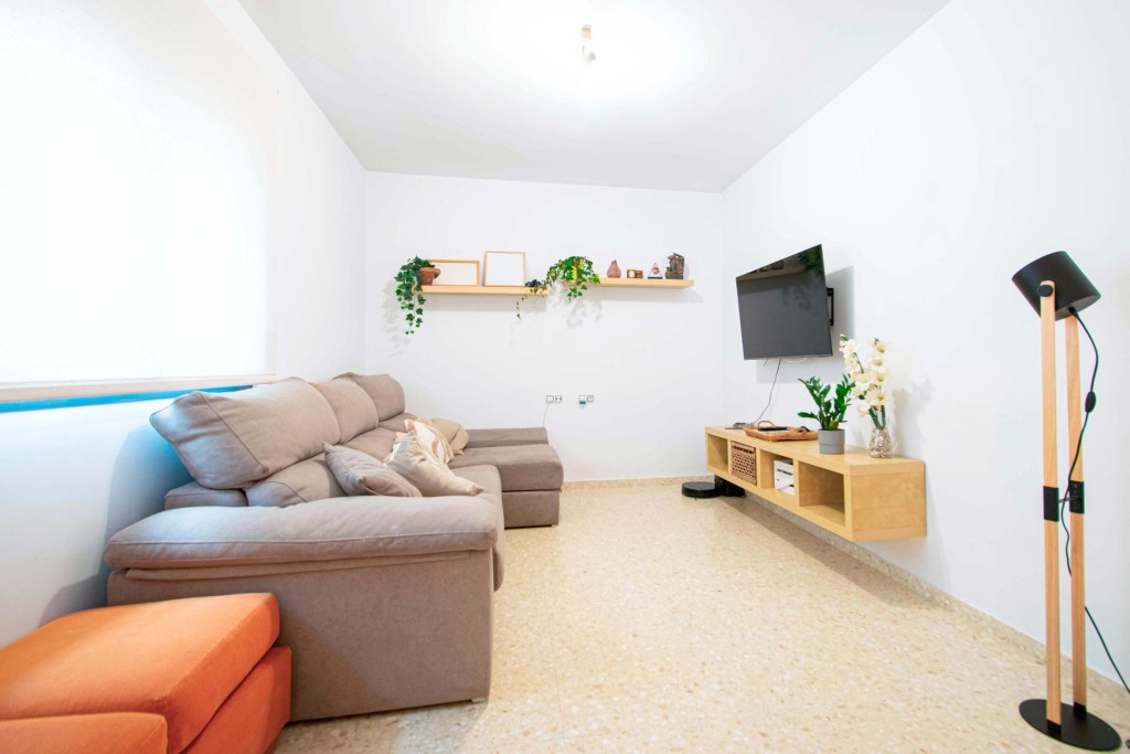Imagen 3 de Bonita vivienda adosada en Villanueva del Ariscal con patio y garaje!!!