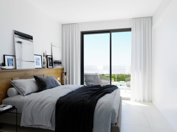 Imagen 4 de Bungalows de obra nueva con vistas a las lagunas de Torrevieja