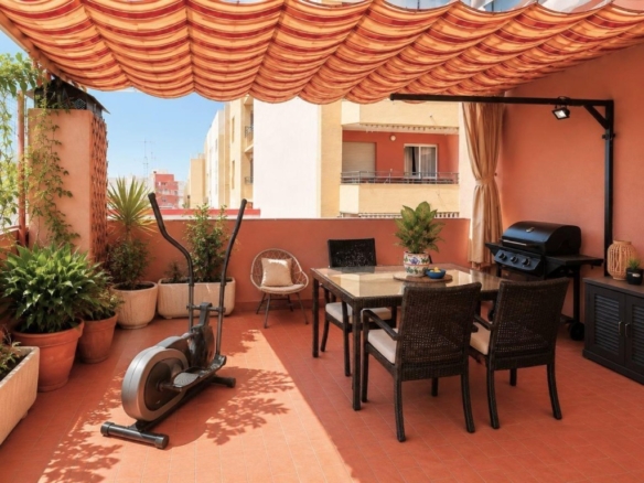 Imagen 2 de Exclusivo semiático con espectacular terraza junto a Gran Vía – Alicante
