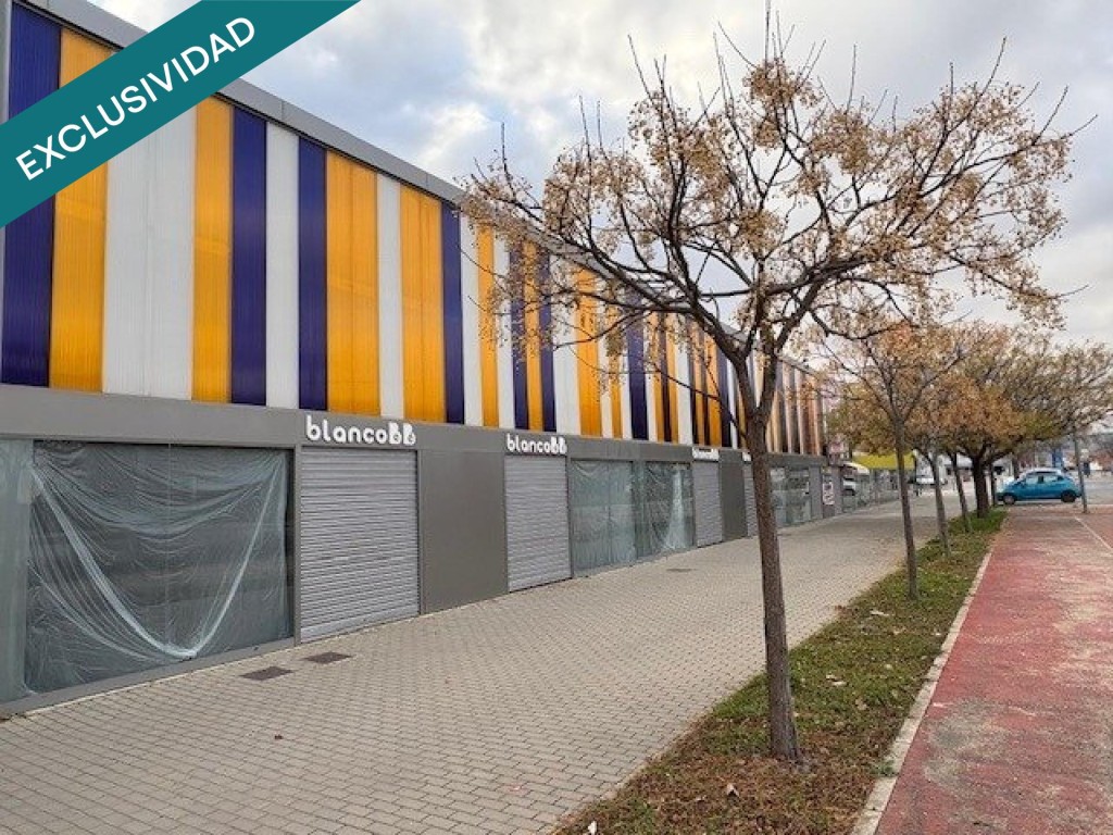 Imagen 3 de Se vende locales comerciales en una zona en crecimiento.