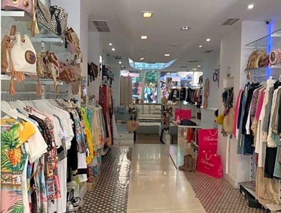 Imagen 2 de Local comercial en Amós de Escalante. Santander