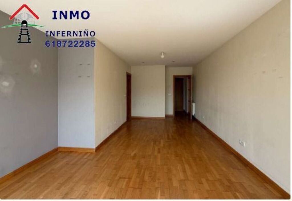 Imagen 3 de Piso en Venta en Naron La Coruña Ref: 438384