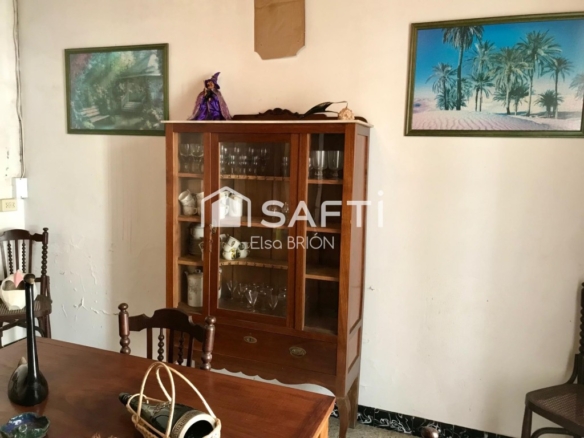 Imagen 3 de Casa de pueblo con huerta y gran potencial