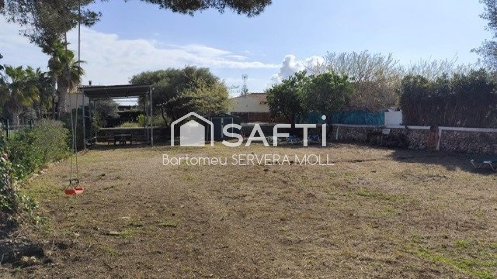 Imagen 4 de Entre el encanto de Ciutadella y las aguas cristalinas de Santandria: una oportunidad única para construir en Menorca.