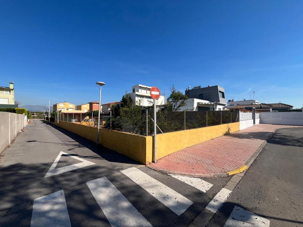 a menos de 100m de la playa