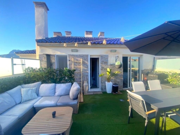 Imagen 2 de ÁTICO DÚPLEX DE LUJO EN EXCLUSIVA | PRIMERA LÍNEA DE LA CALA DE FINESTRAT