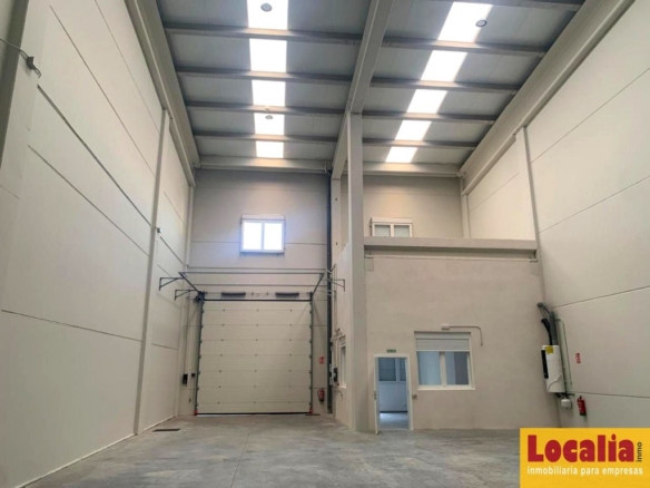 Imagen 2 de Nave industrial a estrenar en Valladolid