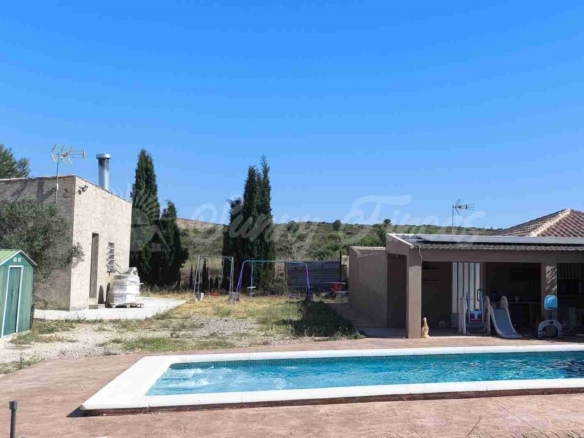 Imagen 2 de Casa de campo-Masía en Venta en Caudete Albacete