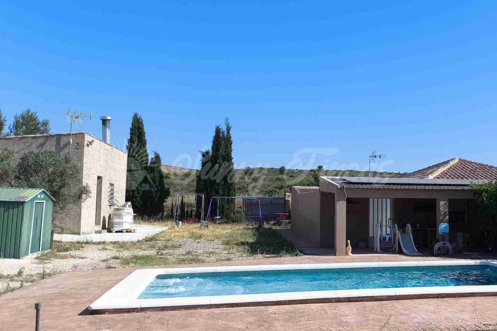 Imagen 2 de Casa de campo-Masía en Venta en Caudete Albacete