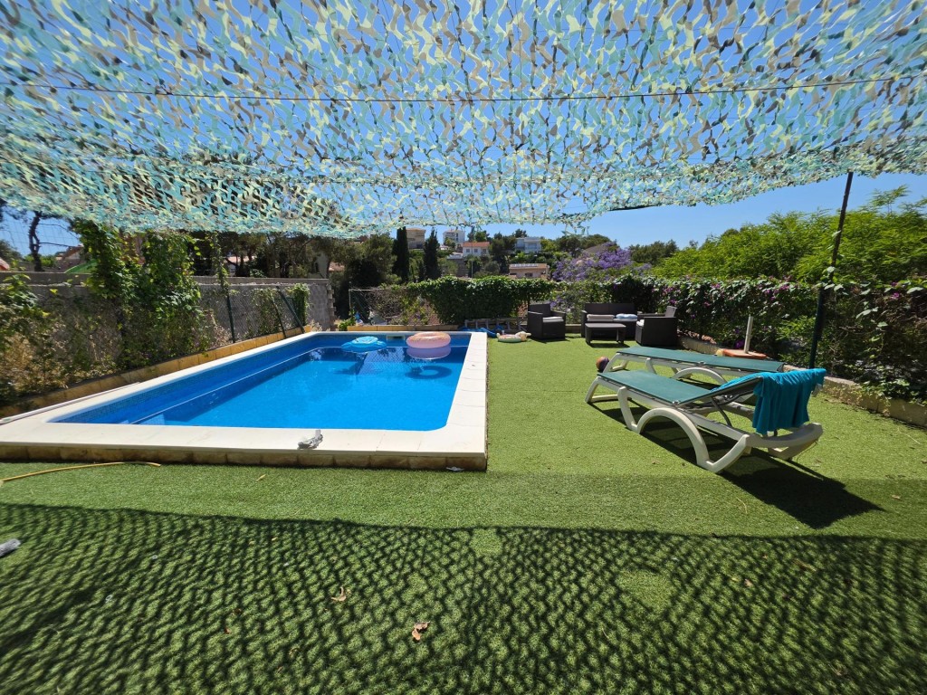 Imagen 2 de CASA PAREADA CON PISCINA EN CAN PERE LA PLANA