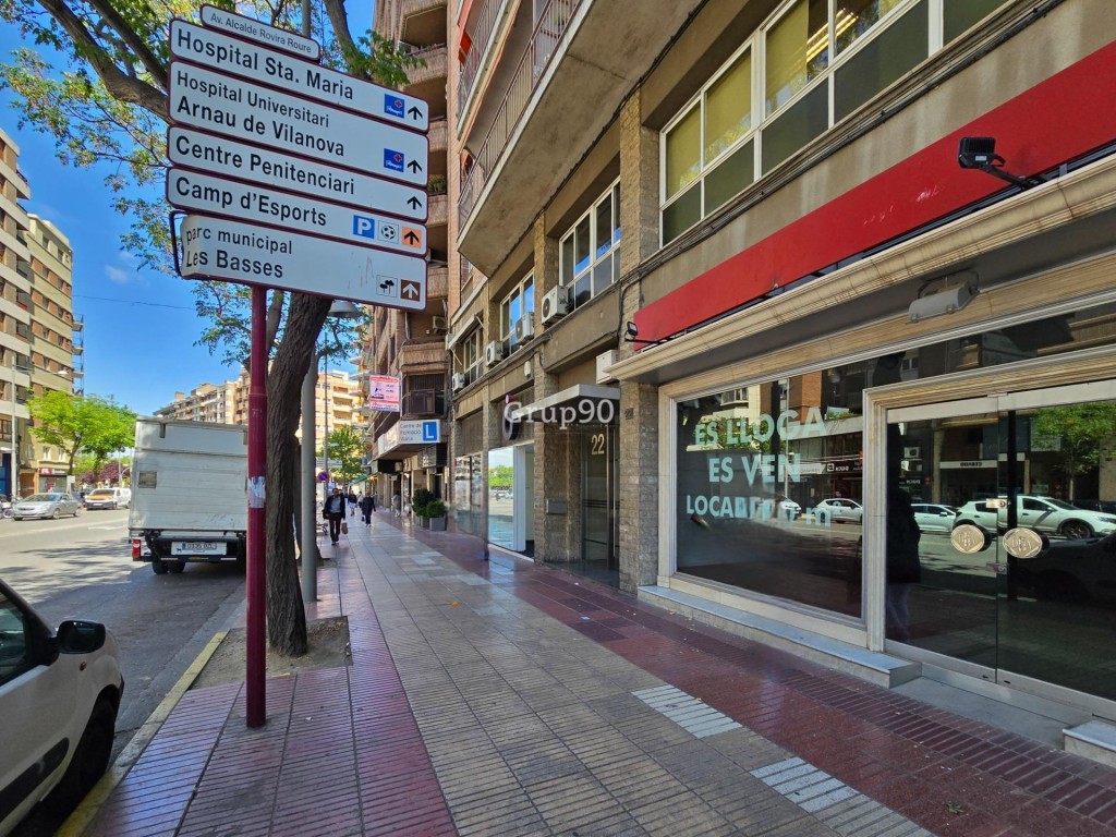 Imagen 2 de LOCAL COMERCIAL EN ZONA RICARDO VINYES