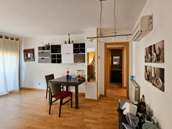 Imagen 1 de ? Inversión con Rentabilidad bruta del 6% | Apartamento Alquilado con Parking y Trastero
