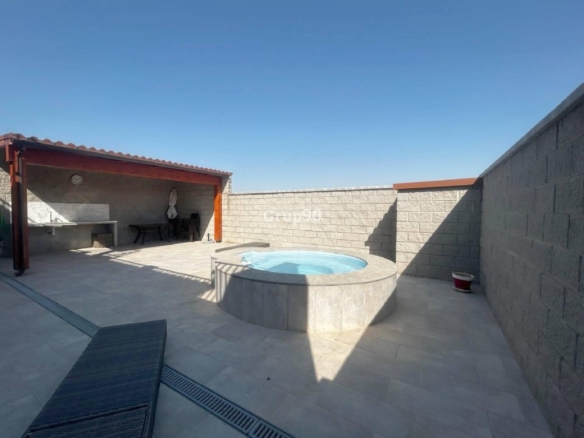 Imagen 1 de ? ESPECTACULAR CASA SEMINUEVA EN IVARS D’URGELL – ESPACIO