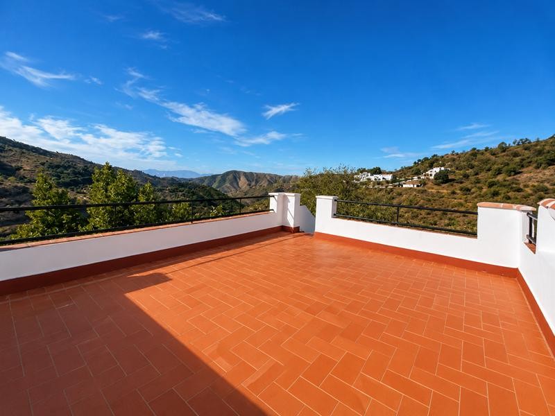 Imagen 2 de EN LOS MONTES DE MÁLAGA