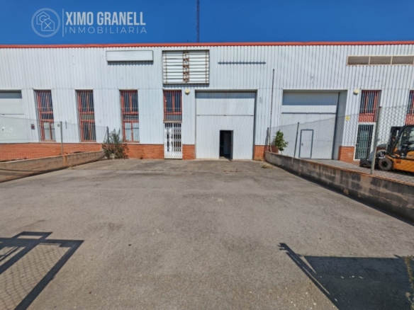 po-1266600-imagen - El Club del Propietario Imagen 1 de Nave industrial en Venta en Vall D Uxo