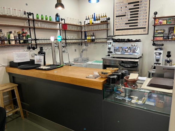 Imagen 3 de Local comercial en Alquiler en Madrid Madrid TETUAN
