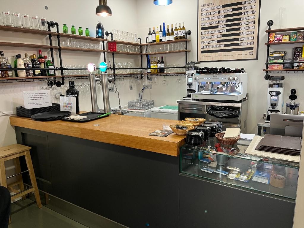 Imagen 3 de Local comercial en Alquiler en Madrid Madrid TETUAN