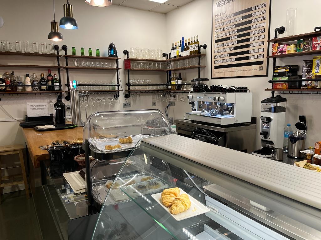 Imagen 4 de Local comercial en Alquiler en Madrid Madrid TETUAN
