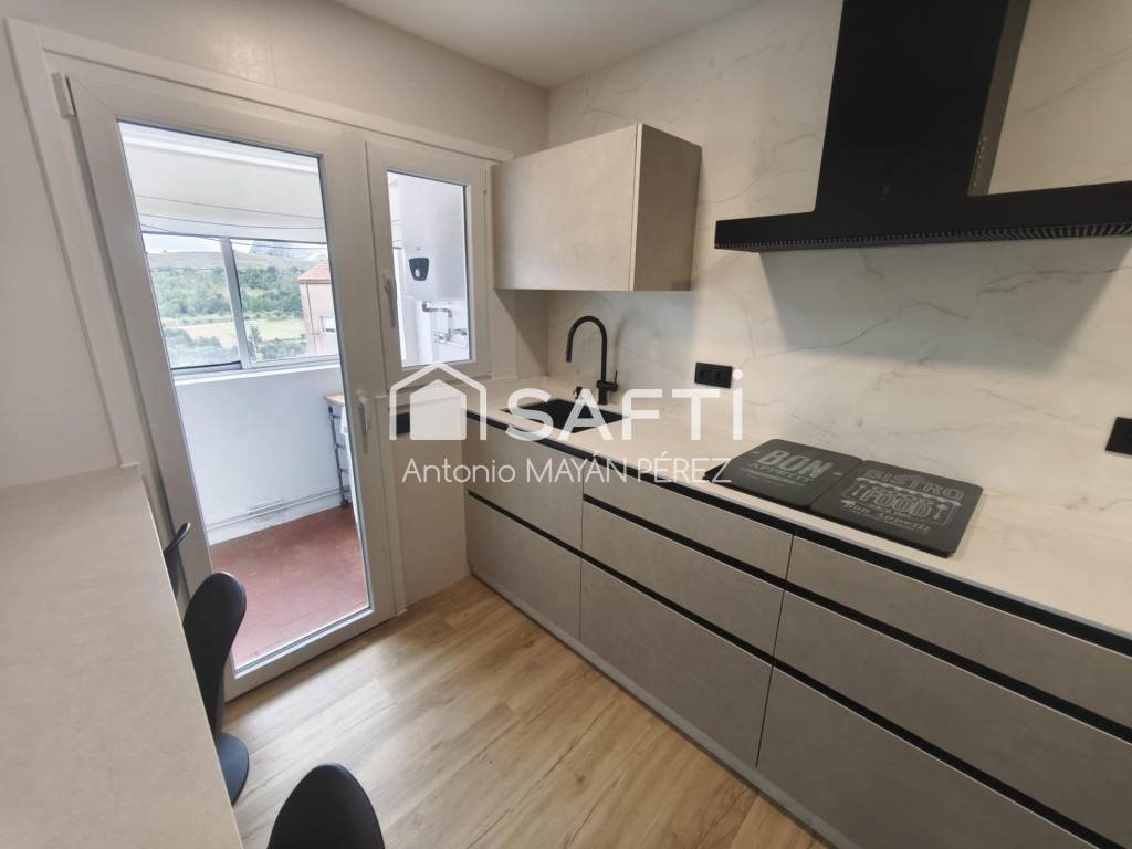 Imagen 4 de PISO EN VENTA EN SANTIAGO DE COMPOSTELA