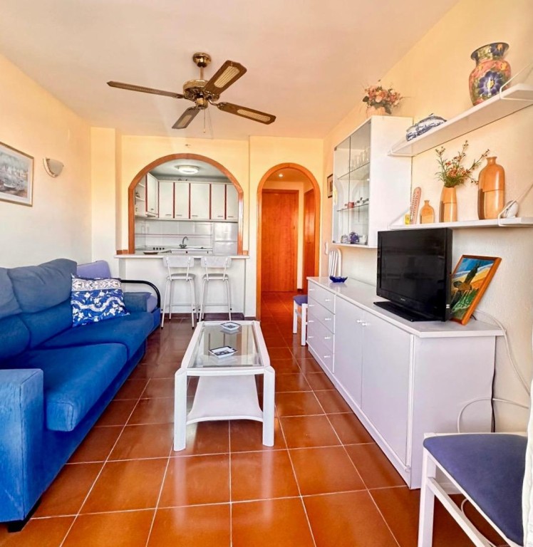 Imagen 2 de Encantador apartamento con párking en plaza Europa