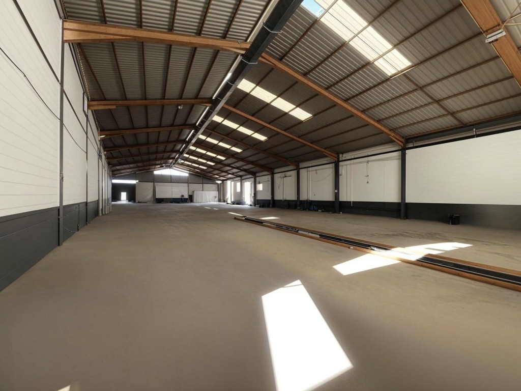 Imagen 1 de Alquiler de nave industrial en Antequera