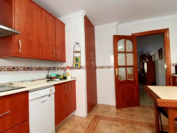 po-1266699-imagen - El Club del Propietario Imagen 1 de IDEAL PISO DE 4 DORMITORIOS CON BUENA UBICACIÓN
