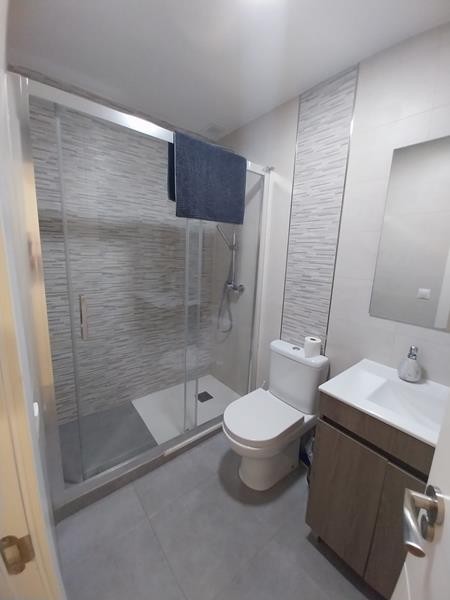 Imagen 4 de PISO DE 3 HABITACIONES REFORMADO Y CERCA DE TODOS LOS SERVICIOS
