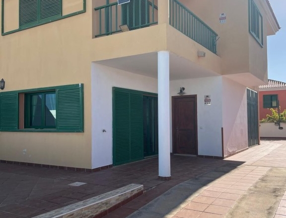 Imagen 4 de Adosada en Alquiler en Tarajalejo Las Palmas