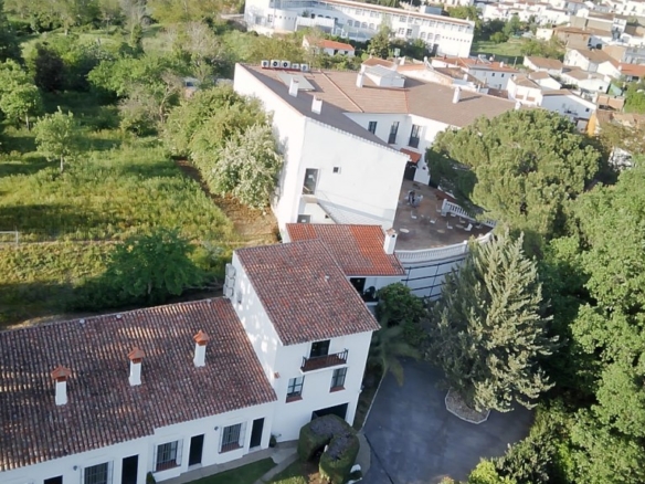Imagen 2 de Hotel en Venta en Galaroza Huelva
