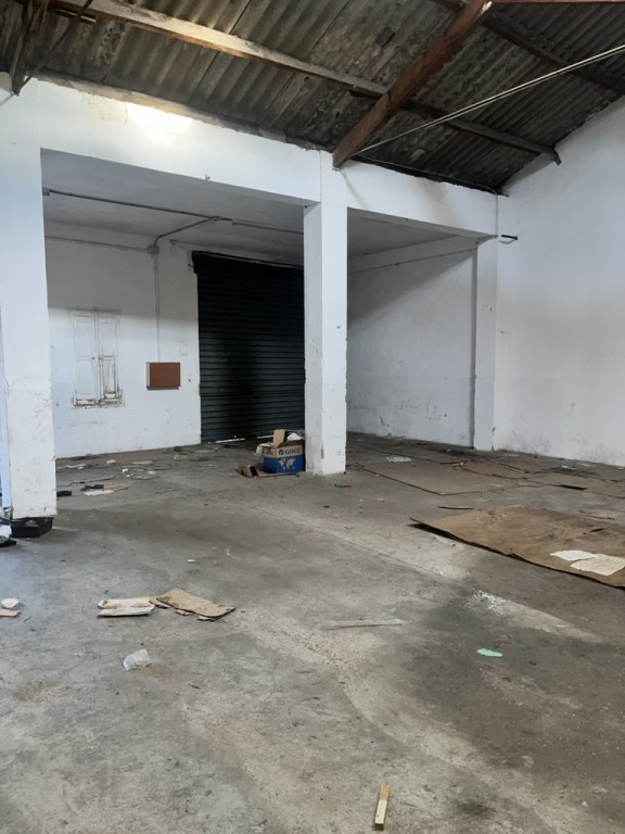 Imagen 3 de Nave comercial en Venta en Palmera Valencia