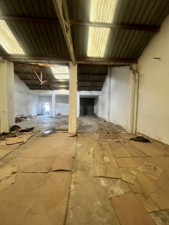 Imagen 4 de Nave comercial en Venta en Palmera Valencia