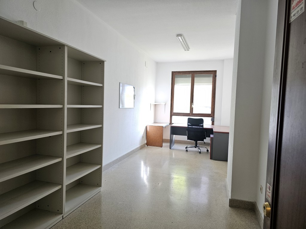 Imagen 2 de Oficina en Alquiler en Pamplona Navarra AZPILAGAÑA