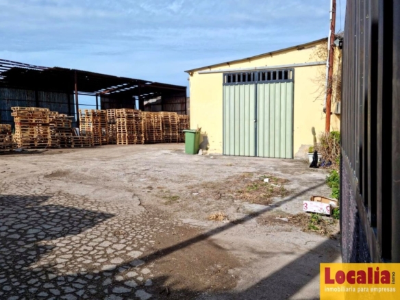 po-1266784-imagen - El Club del Propietario Imagen 1 de Suelo industrial con naves en alquiler