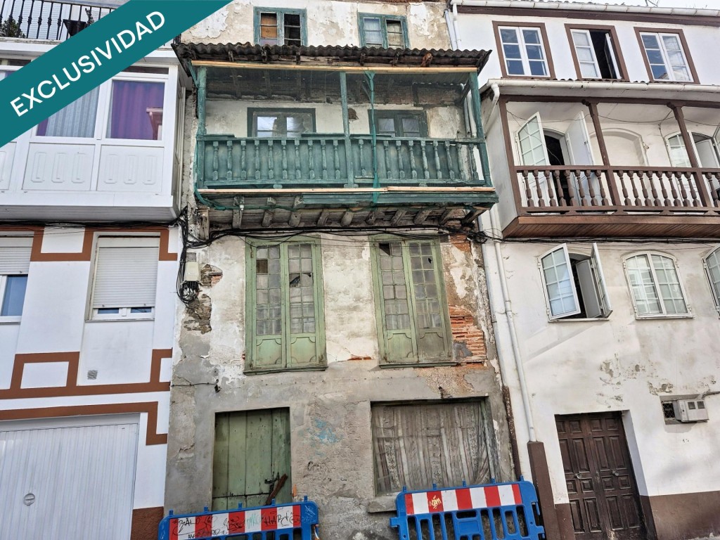 Imagen 1 de Edificio Histórico Para Reforma En El Corazón De Betanzos