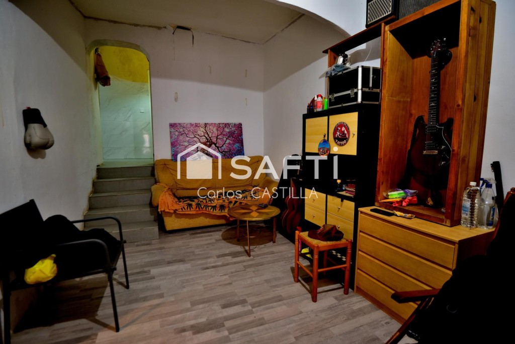 Imagen 2 de OPORTUNIDAD EN JIJONA EDIFICIO CON 5 DEPARTAMENTOS