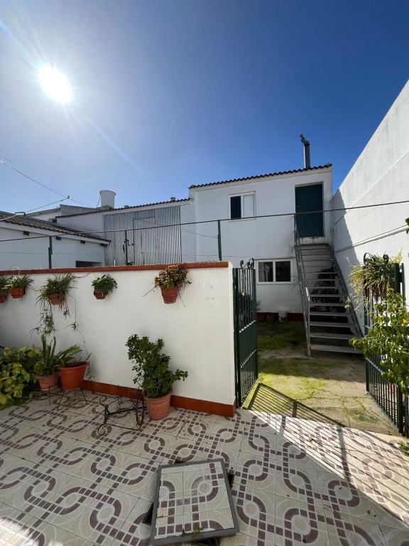 Imagen 1 de Gran casa en el centro de Manzanilla!!