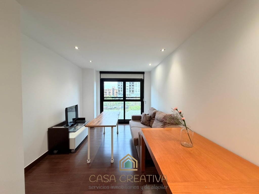 Imagen 2 de APARTAMENTO EN ALQUILER EN AV. CORTES VALENCIANAS