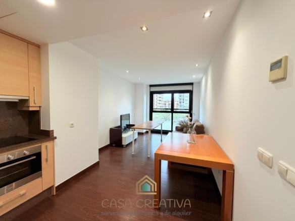 Imagen 1 de APARTAMENTO EN ALQUILER EN AV. CORTES VALENCIANAS