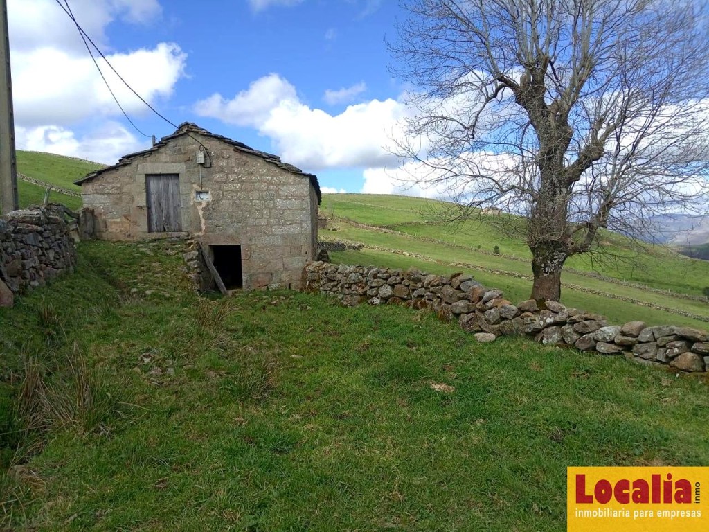 Imagen 2 de Cabaña pasiega con amplio terreno