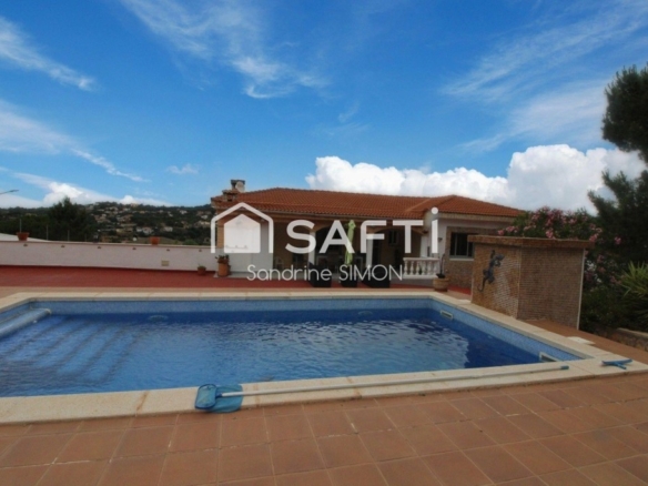 Imagen 1 de Amplia y preciosa casa con 2 piscinas