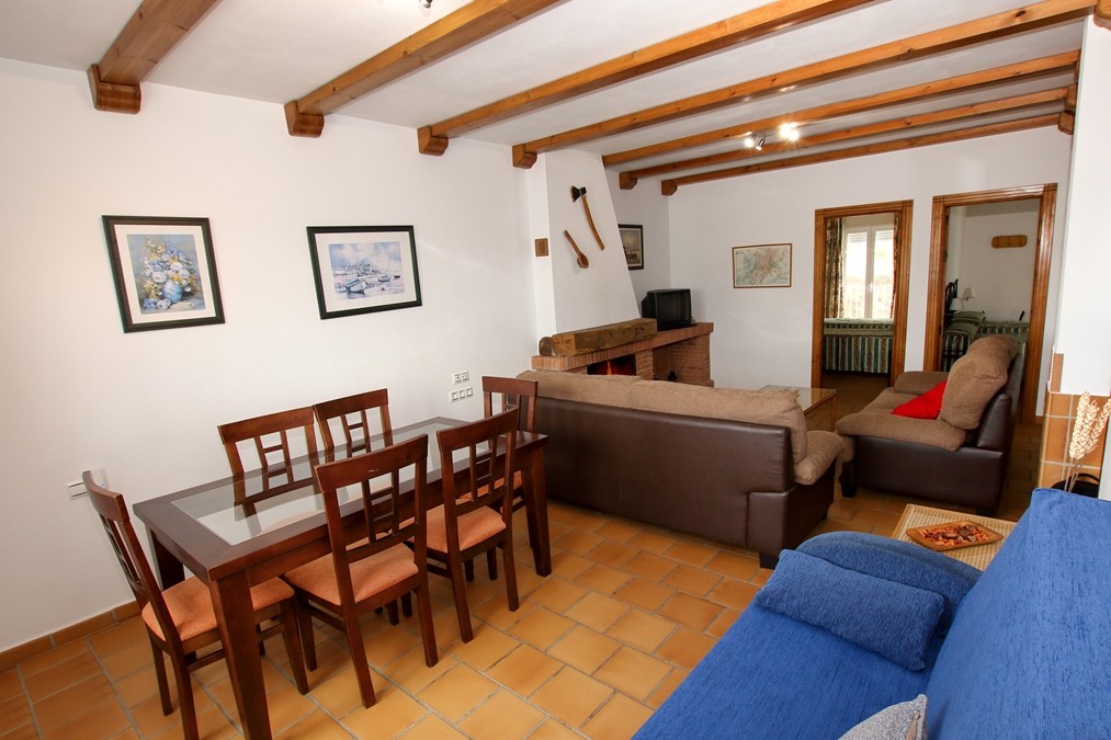 Imagen 2 de Casa de pueblo en Venta en Cortes De La Frontera Málaga