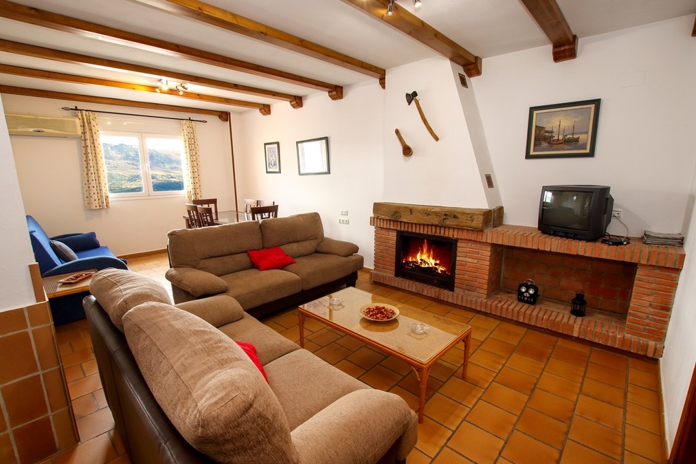 Imagen 1 de Casa de pueblo en Venta en Cortes De La Frontera Málaga