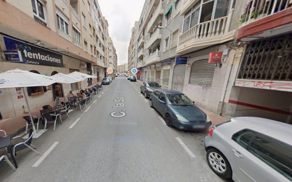 Imagen 3 de Local comercial en Venta en Torrevieja Alicante