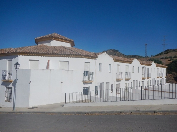 po-1267165-imagen - El Club del Propietario Imagen 1 de Casa-Chalet en Venta en Torre Alhaquime Cádiz