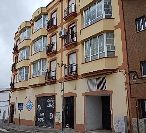 Imagen 2 de Local comercial en Venta en Montijo Badajoz