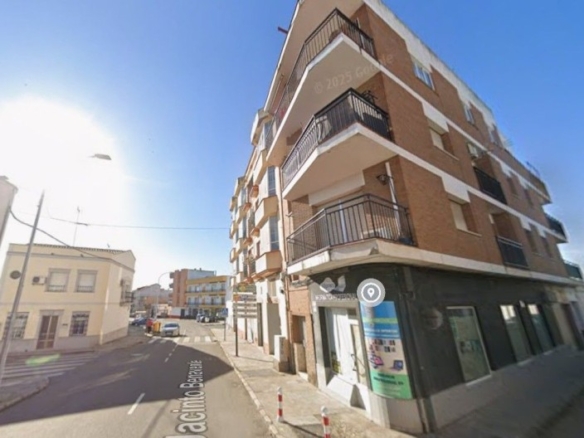 Imagen 1 de Local comercial en Venta en Montijo Badajoz