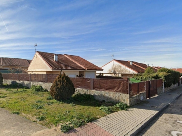 Imagen 2 de Casa-Chalet en Venta en Noves Toledo