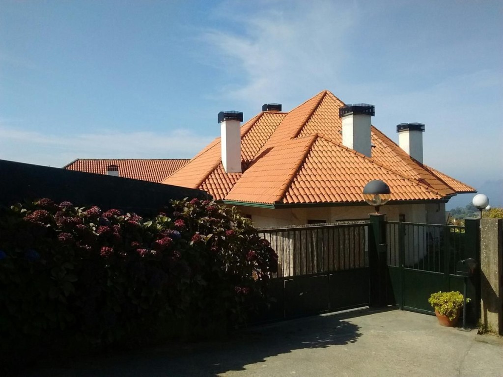 Imagen 1 de Casa-Chalet en Venta en Vigo Pontevedra