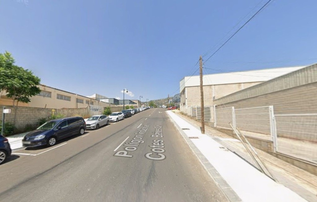 Imagen 3 de Nave industrial en Venta en Alcoy Alicante